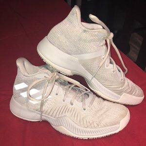 adidas bounce basketball shoes